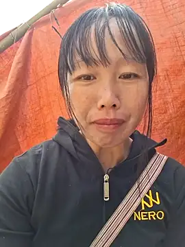 helenzz online show from October 9, 2025, 2:09 am