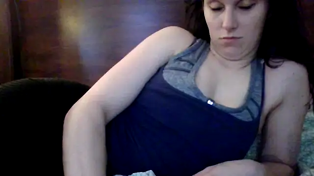 Snapshot of brunettebabexo3 chatting on February 22, 2026, 9:24 pm brunettebabexo3 online show from February 22, 2026, 9:24 pm