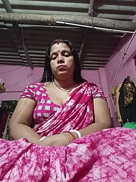 Snapshot of reya743 chatting on November 27, 2025, 3:58 pm reya743 online show from November 27, 2025, 3:58 pm