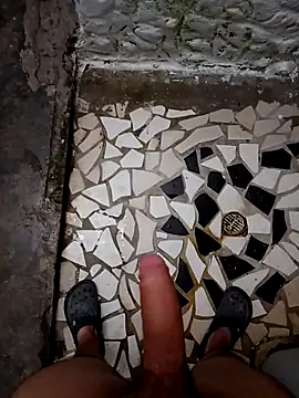 Snapshot of SALCEDO_041198 chatting on October 7, 2025, 12:24 pm SALCEDO 041198 online show from October 7, 2025, 12:24 pm