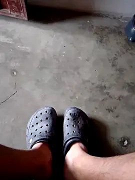 Snapshot of SALCEDO_041198 chatting on October 31, 2025, 11:33 am SALCEDO 041198 online show from October 31, 2025, 11:33 am