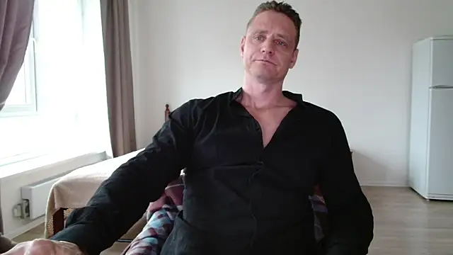 Freeze Fire online show from November 4, 2025, 8:46 am