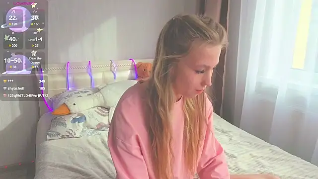 BarelyBliss online show from October 10, 2025, 8:46 am