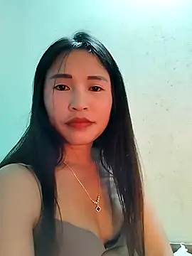 Mai4568 online show from November 29, 2025, 3:26 pm