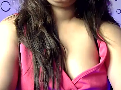 Aaliya02 online show from June 1, 2026, 11:28 pm