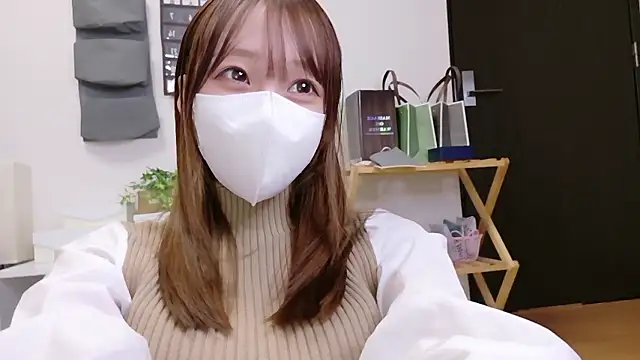 saku sakura  online show from November 16, 2025, 7:36 am