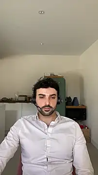 eauminerale online show from March 30, 2026, 9:21 am