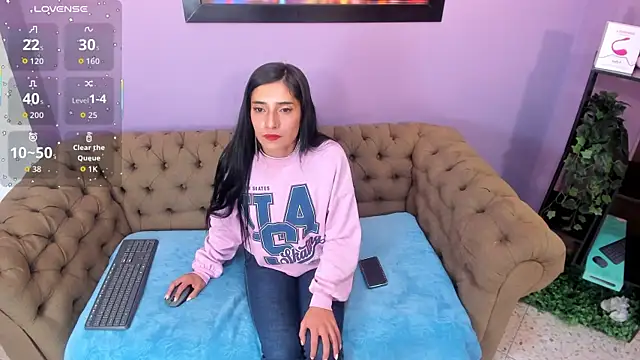 Vhaleria Vega online show from October 4, 2025, 1:09 pm