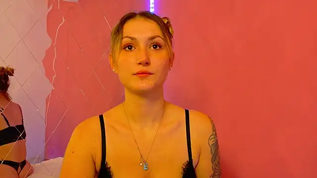 Snapshot of Anaayss_ chatting on October 20, 2025, 4:35 am Anaayss online show from October 20, 2025, 4:35 am