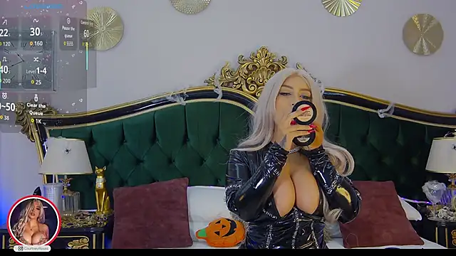 Snapshot of CourtneyRoses chatting on October 31, 2025, 6:20 pm CourtneyRoses online show from October 31, 2025, 6:20 pm