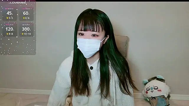 Misaki xe  online show from December 3, 2025, 9:46 pm