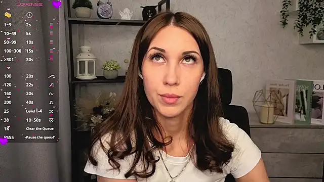 DreamVelour online show from December 20, 2025, 7:43 pm