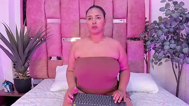 afrodita-Stone online show from January 19, 2026, 1:42 am