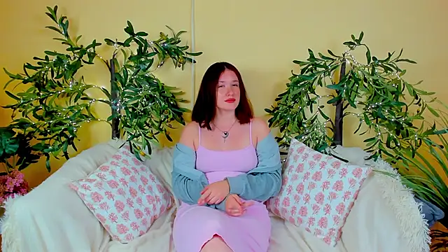 MarlaSemonick online show from September 27, 2025, 9:25 am