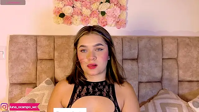 LunaOcampo  online show from October 28, 2025, 7:27 pm