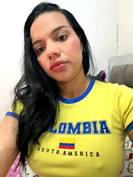 Snapshot of Anavalle chatting on October 24, 2025, 9:22 pm Anavalle online show from October 24, 2025, 9:22 pm