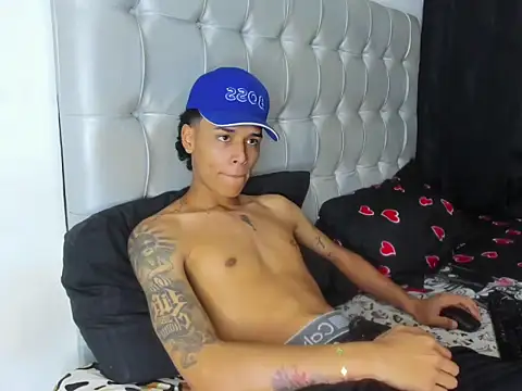 Frayhot777 online show from September 27, 2025, 10:26 pm