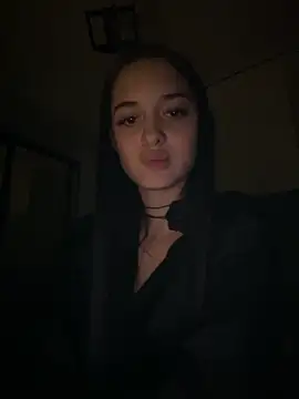 Snapshot of sweetdreams_99 chatting on November 13, 2025, 9:14 pm sweetdreams 99 online show from November 13, 2025, 9:14 pm