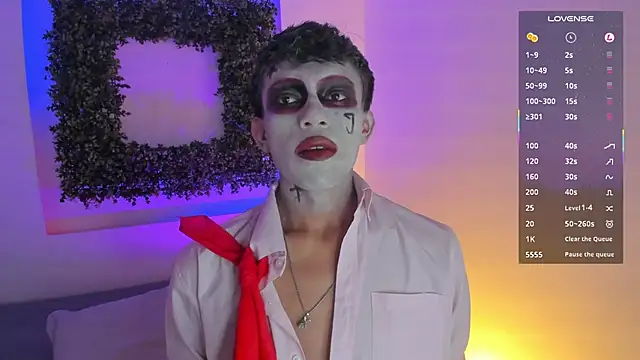 Snapshot of Santti_ chatting on October 18, 2025, 8:09 pm Santti online show from October 18, 2025, 8:09 pm