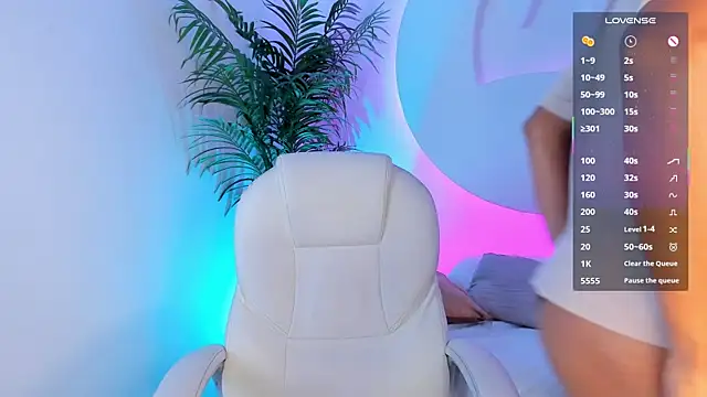 Snapshot of Santti_ chatting on October 23, 2025, 10:41 pm Santti online show from October 23, 2025, 10:41 pm