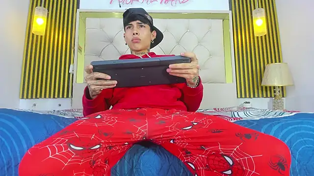 Snapshot of Tonny_Venom chatting on September 23, 2025, 12:24 am Tonny Venom online show from September 23, 2025, 12:24 am