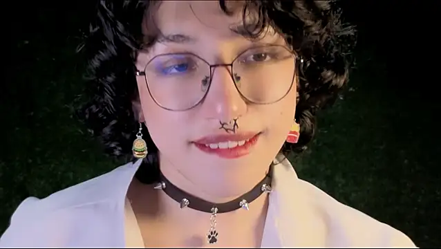 -BlueOpal- online show from December 1, 2025, 9:31 pm