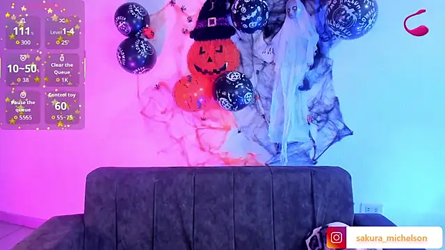 kitty  chs online show from October 3, 2025, 11:29 am