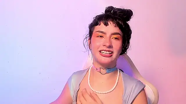 kitty  chs online show from June 20, 2026, 8:55 pm