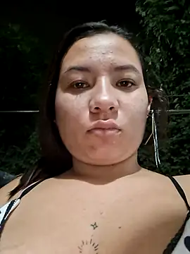 hot-mom22 online show from February 5, 2026, 10:20 am