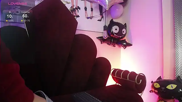 Alice in horyland  online show from November 2, 2025, 1:13 pm