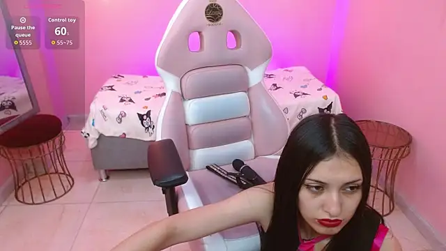 Alice in horyland  online show from November 8, 2025, 7:56 pm