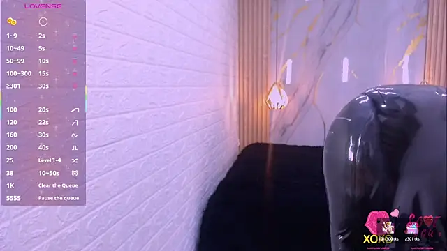 kat 96  online show from November 15, 2025, 7:54 pm