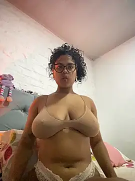 Snapshot of miiabrown18 chatting on February 10, 2026, 2:10 pm miiabrown18 online show from February 10, 2026, 2:10 pm