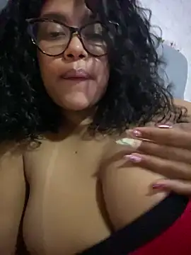 Snapshot of miiabrown18 chatting on February 22, 2026, 1:18 am miiabrown18 online show from February 22, 2026, 1:18 am