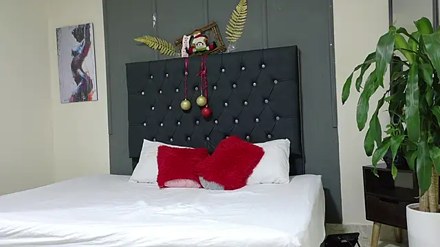 Kataaleya  12 online show from December 17, 2025, 11:49 am