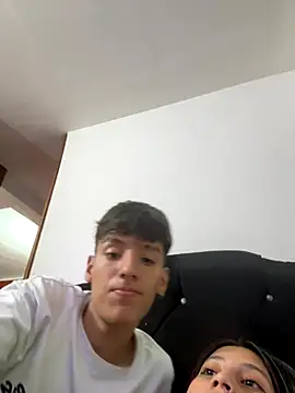  Kinky69  online show from November 13, 2025, 9:03 pm