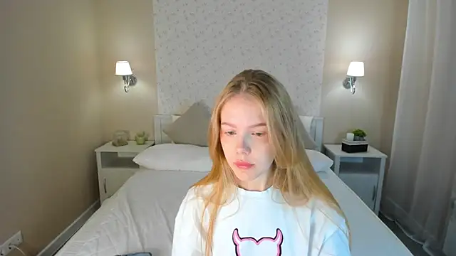 Vicki Todd online show from October 10, 2025, 1:15 am