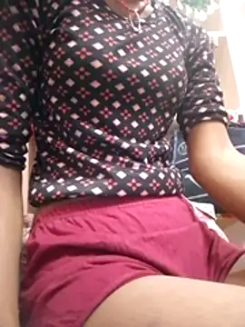 Cuty kinjal online show from April 24, 2026, 10:45 pm