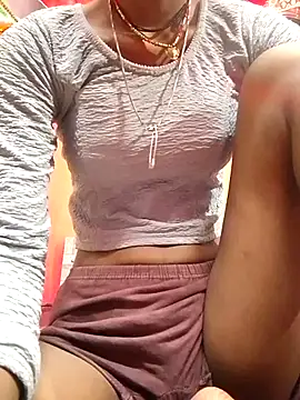Cuty kinjal online show from June 25, 2026, 10:47 pm