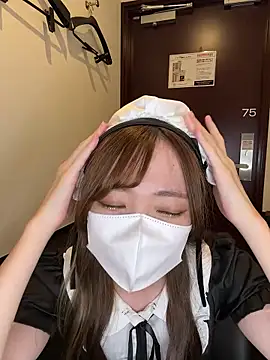 Moe v v online show from October 30, 2025, 11:11 am