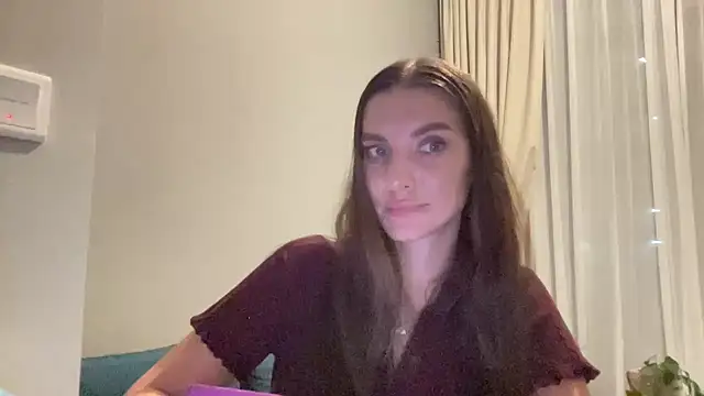 Snapshot of Velirine chatting on October 2, 2025, 6:04 pm Velirine online show from October 2, 2025, 6:04 pm