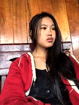 Mai lovely online show from November 1, 2025, 3:19 am