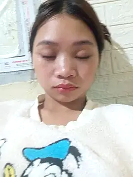 Mayy1 online show from October 26, 2025, 12:00 pm