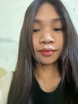 Mayy1 online show from March 18, 2026, 2:47 am