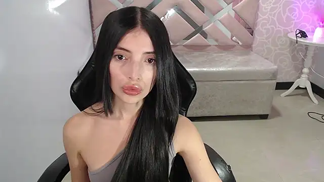 Snapshot of cynthia_ch chatting on October 3, 2025, 10:07 pm cynthia ch online show from October 3, 2025, 10:07 pm