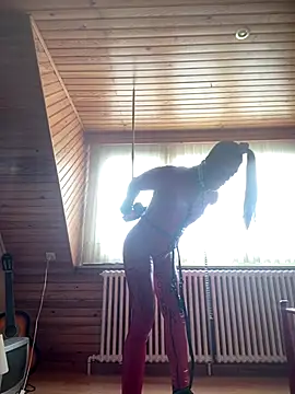 imslutforanyone online show from November 7, 2025, 9:42 am