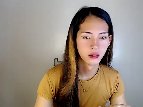 ashley bombshell online show from October 24, 2025, 8:27 pm