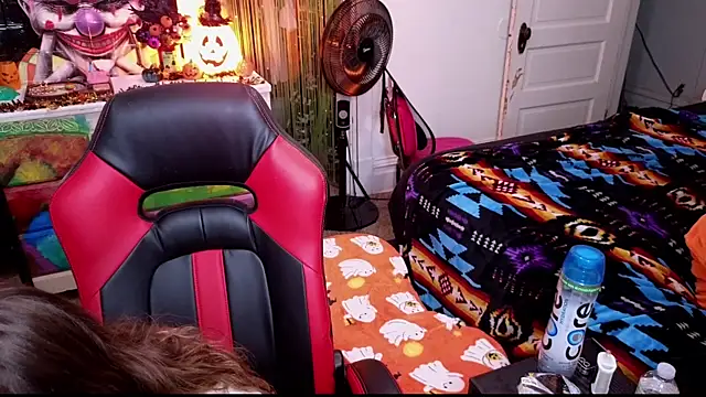 Snapshot of xofrankiefinexo chatting on October 1, 2025, 4:29 am xofrankiefinexo online show from October 1, 2025, 4:29 am