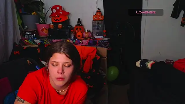 Snapshot of xofrankiefinexo chatting on October 19, 2025, 7:09 am xofrankiefinexo online show from October 19, 2025, 7:09 am