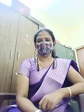 Snapshot of tamil_Boomika chatting on May 18, 2026, 4:57 pm tamil Boomika online show from May 18, 2026, 4:57 pm